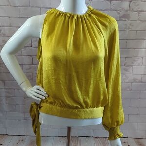 Fashion Nova Taking Sides Top